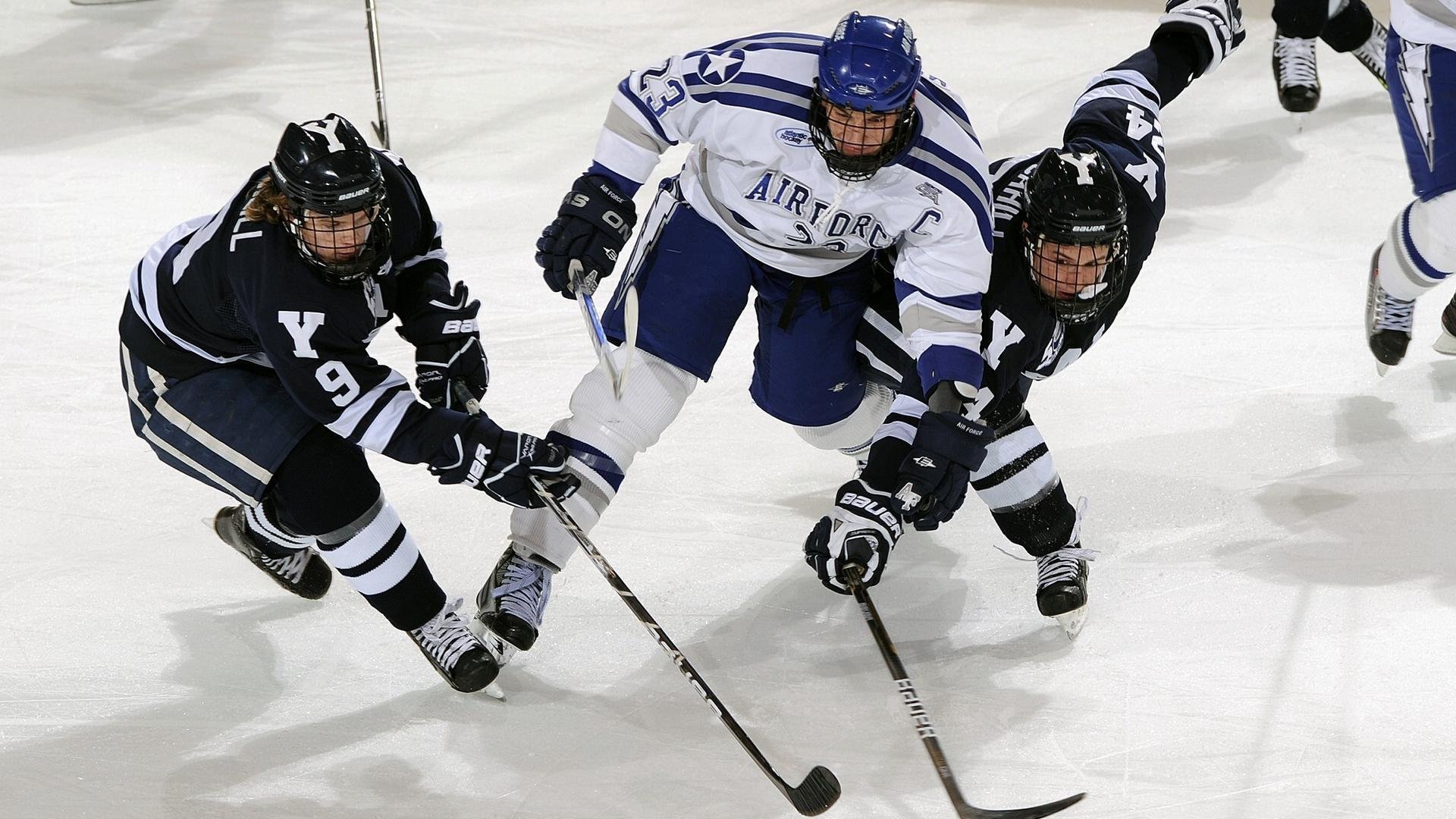 俱乐部在青训体系上与高校达成合作,普通青训俱乐部方向